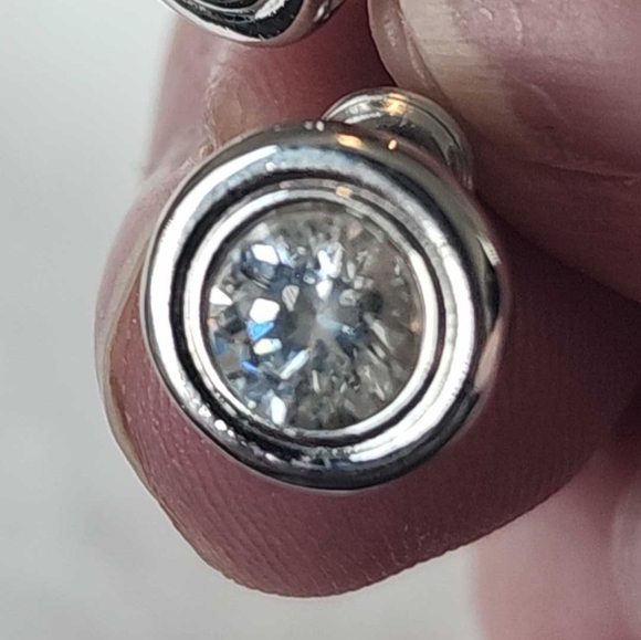 Earrings, silver tone, CZ, bezel set - Picture 5 of 7